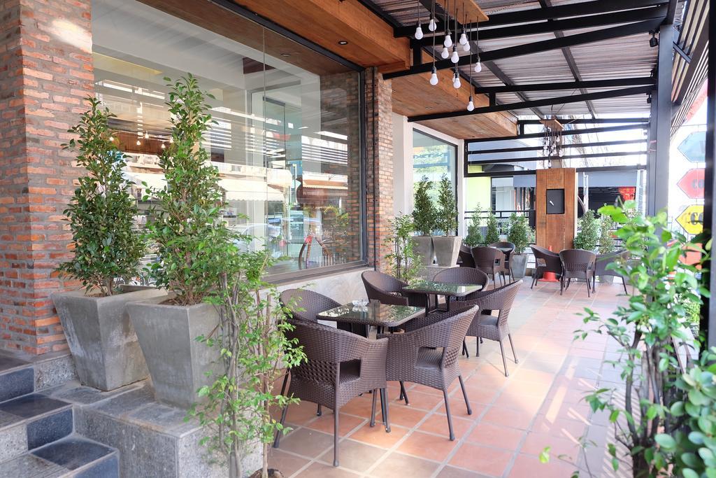 Lao Silk Hotel Ban Nongdouang Esterno foto