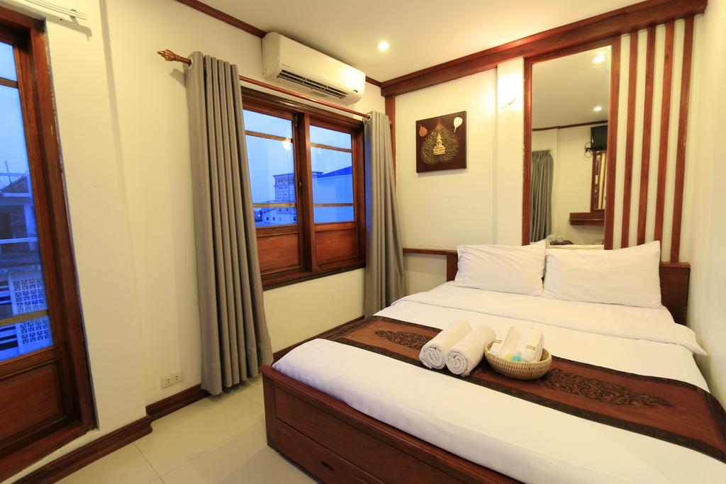 Lao Silk Hotel Ban Nongdouang Esterno foto