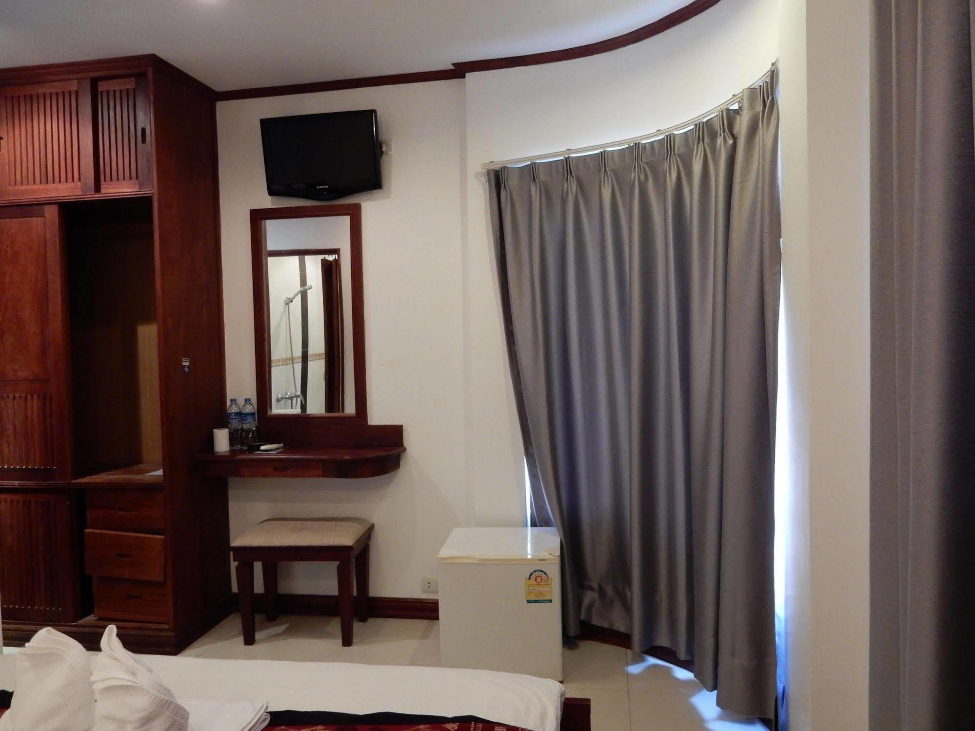 Lao Silk Hotel Ban Nongdouang Esterno foto