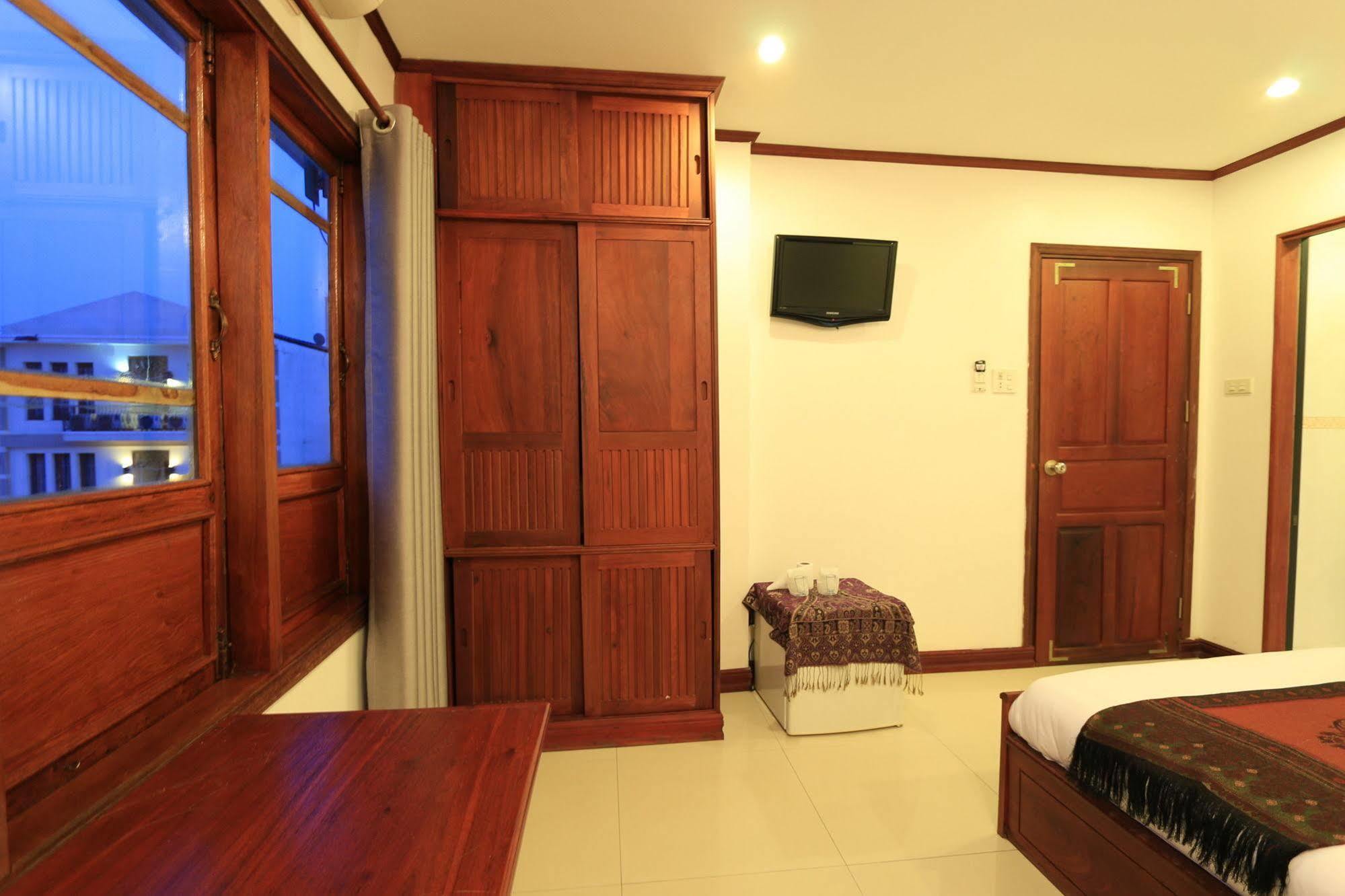 Lao Silk Hotel Ban Nongdouang Esterno foto