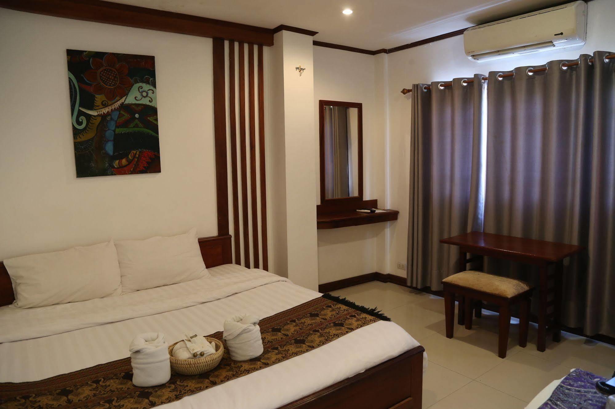 Lao Silk Hotel Ban Nongdouang Esterno foto