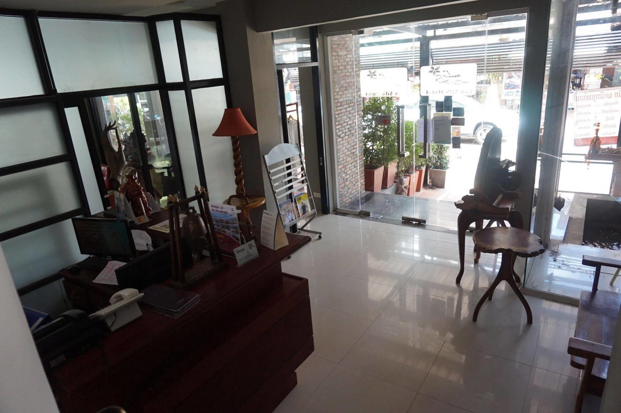 Lao Silk Hotel Ban Nongdouang Esterno foto